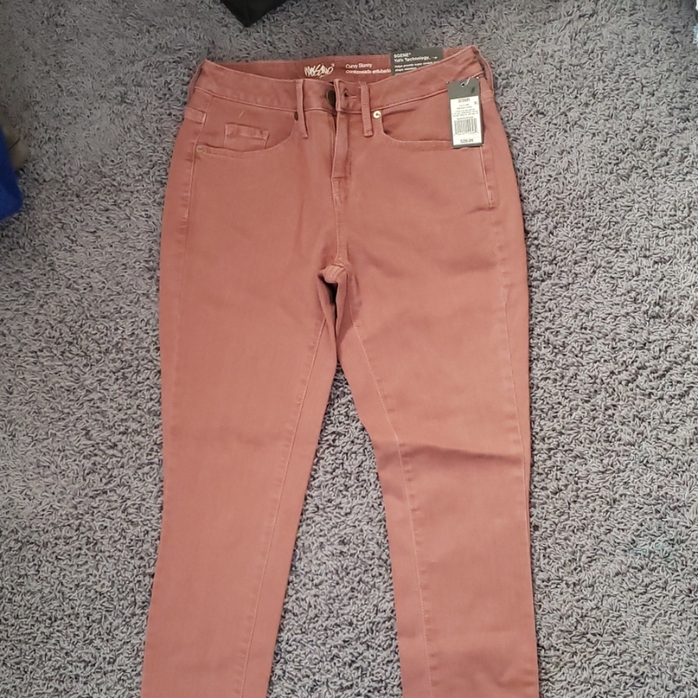 BRAND NEW WITH TAGS MOSSIMO SKINNY JEANS